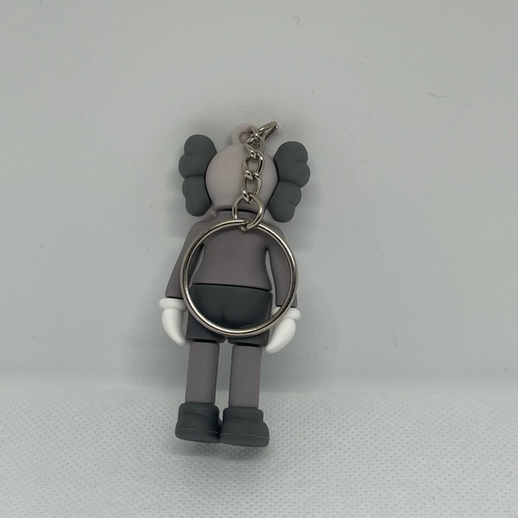 Kaws Keychains - Picture 7 of 9